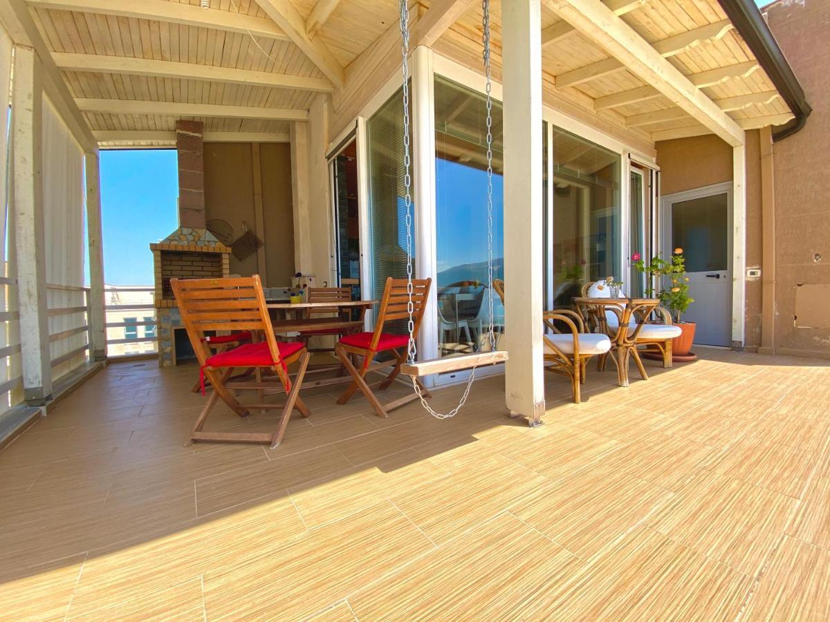 Eka Luxury Apartments Vlorë Esterno foto