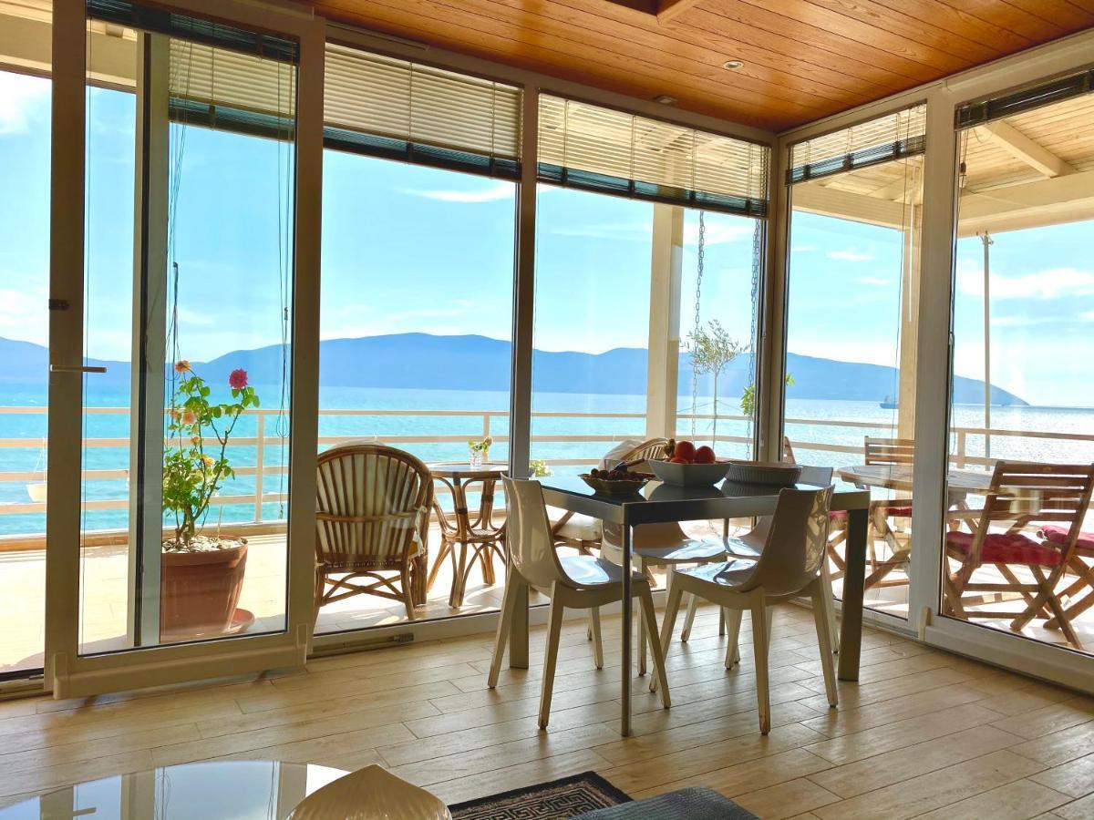Eka Luxury Apartments Vlorë Esterno foto