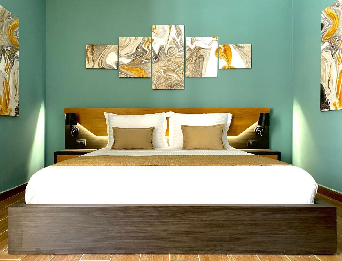 Eka Luxury Apartments Vlorë Esterno foto