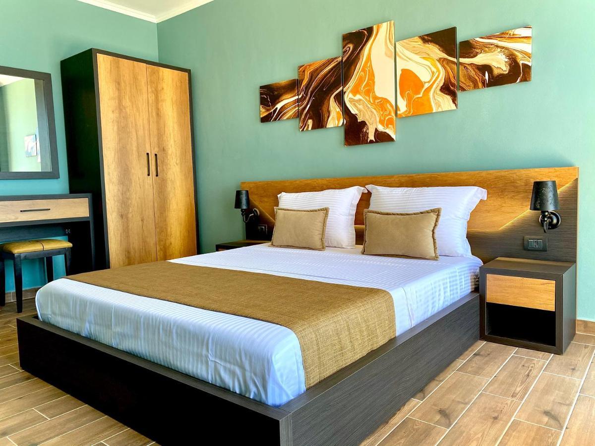 Eka Luxury Apartments Vlorë Esterno foto