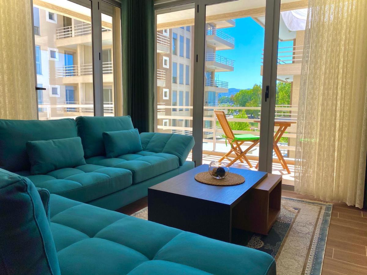 Eka Luxury Apartments Vlorë Esterno foto