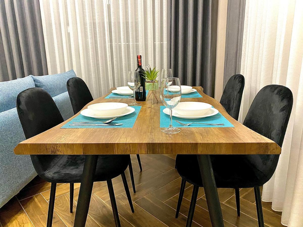 Eka Luxury Apartments Vlorë Esterno foto